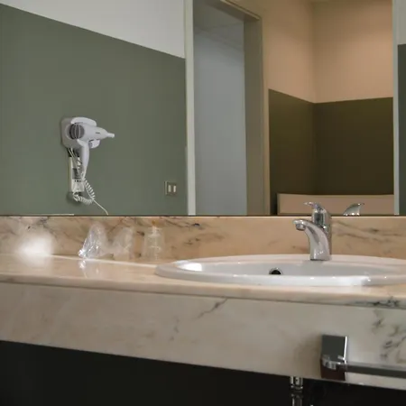 فندق Blue Dream 4*