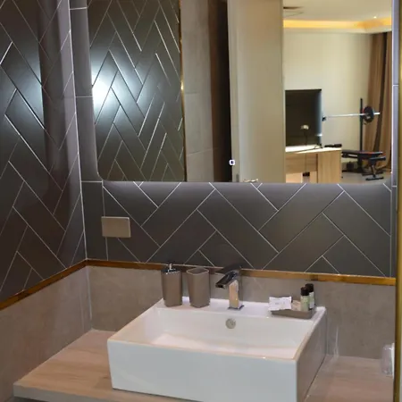 Blue Dream Hotel 4*