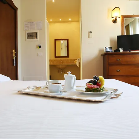 Blue Dream فندق 4*