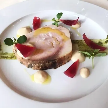 Blue Dream فندق 4*