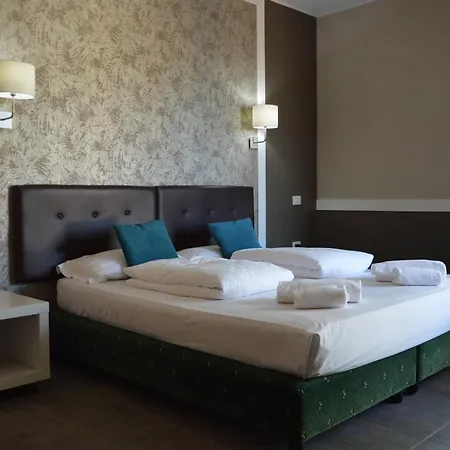 Blue Dream فندق مونسيليسي