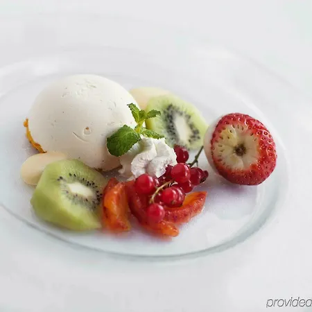 Blue Dream فندق مونسيليسي