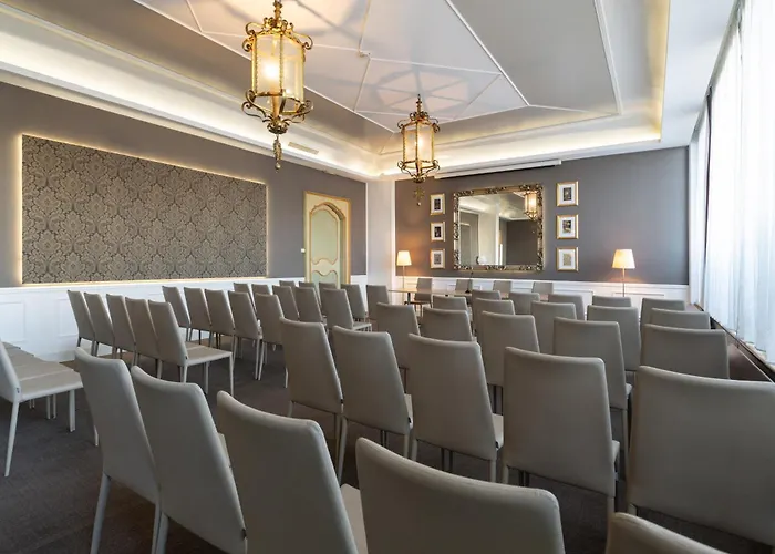 Отель Blue Dream 4*